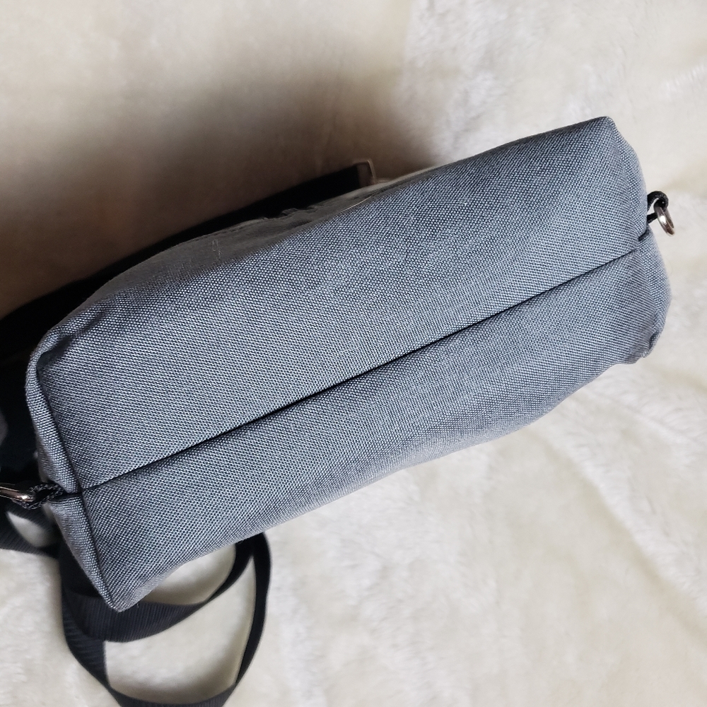 Laarni and Tita crossbody backpack convertible purse - Picture 5 of 13